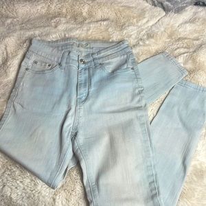 Womens/girls Rue 21 light blue denim jeans